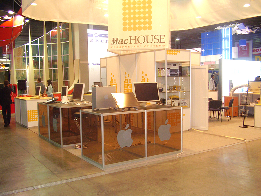 Mac HOUSE